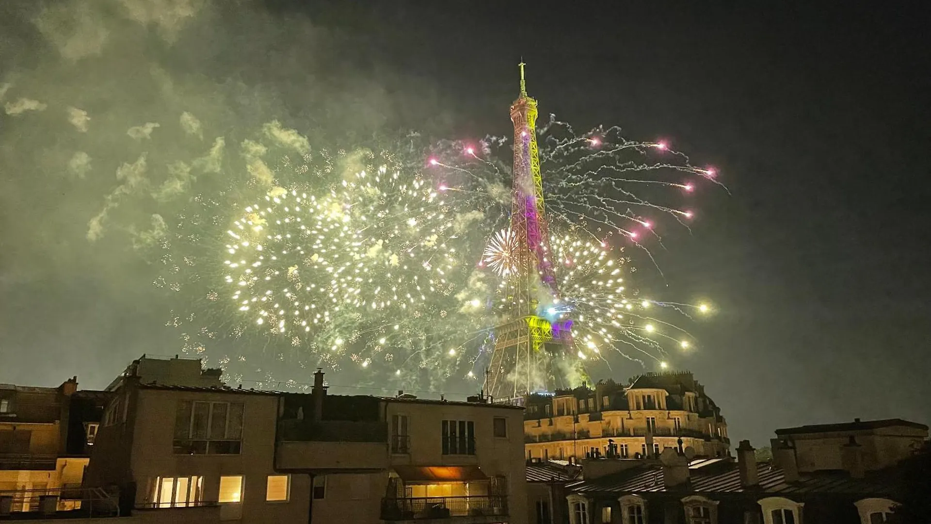 Superb Flat With Iconic Eiffel Tower View Apartment