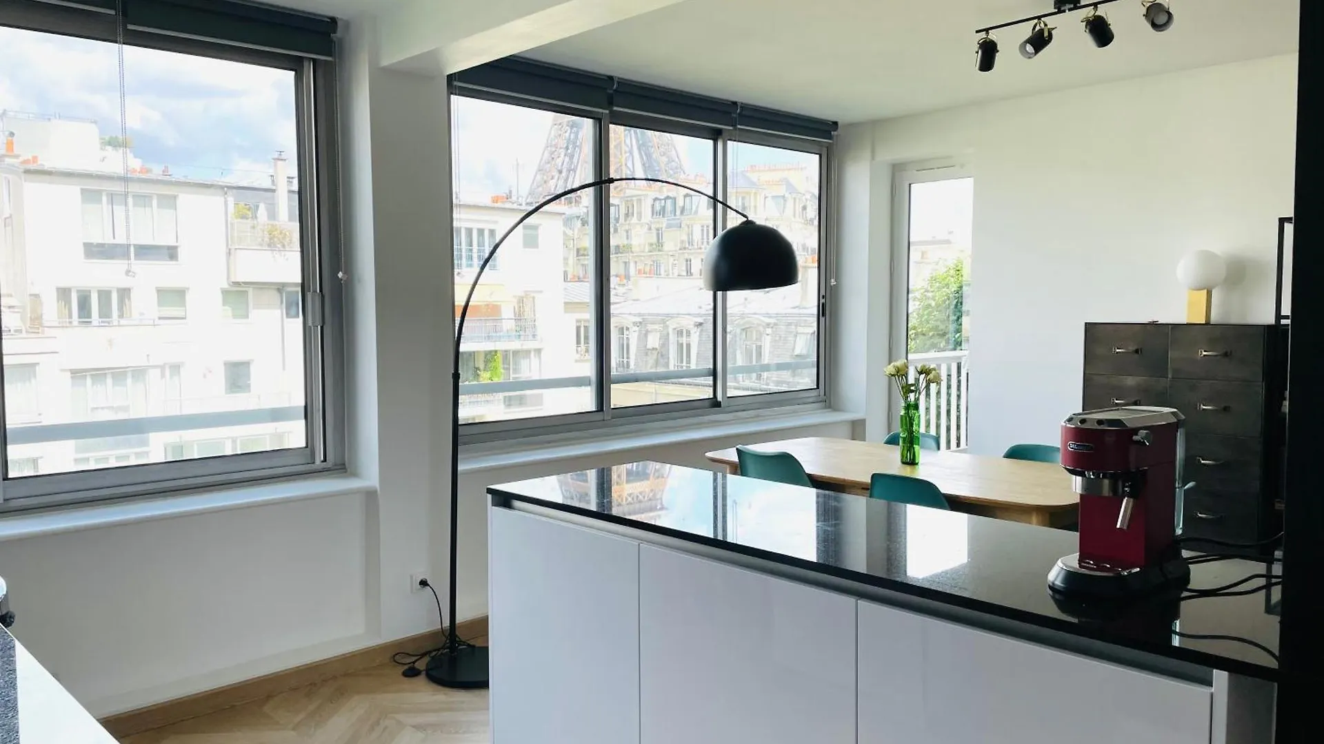 Apartment Superb Flat With Iconic Eiffel Tower View *