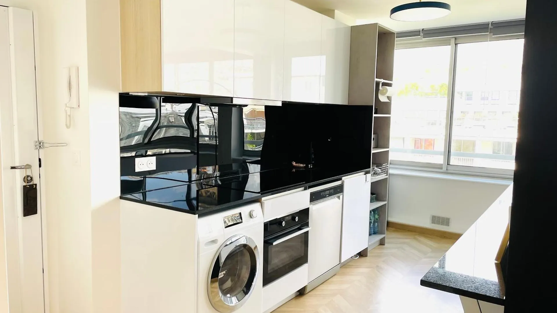 Superb Flat With Iconic Eiffel Tower View * Paris