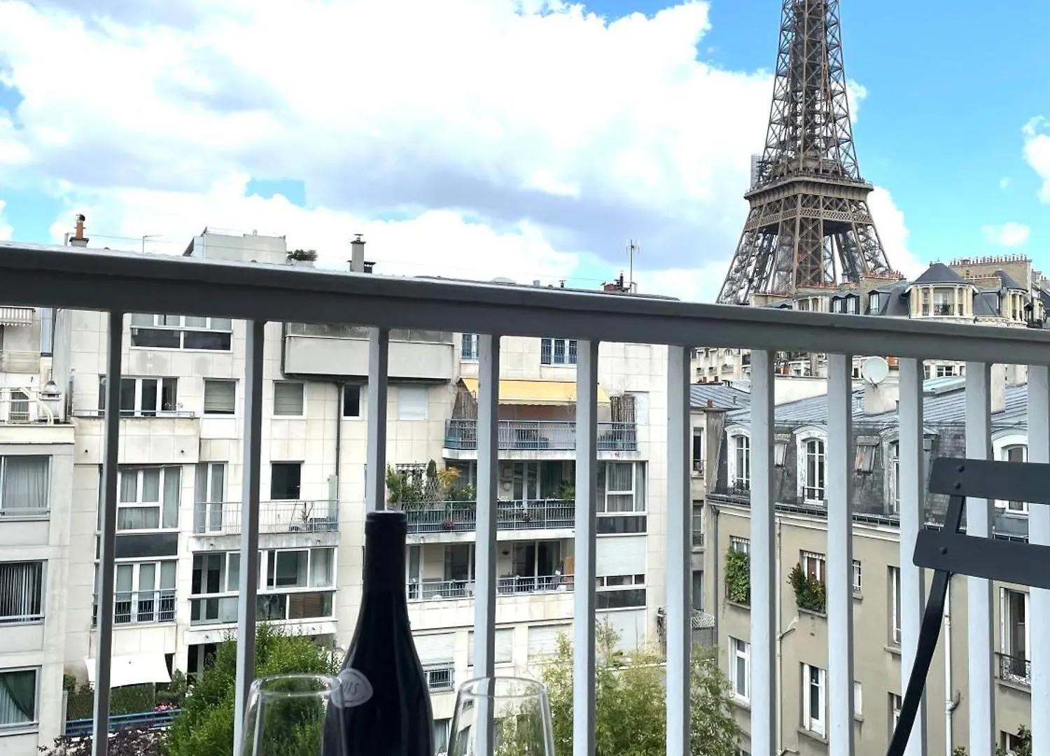 Superb Flat With Iconic Eiffel Tower View Paris